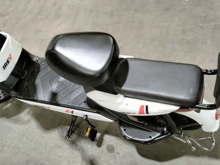 #19-•-electric-bike-(irev)---white-image-8
