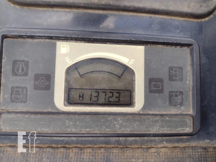 2022-deere-26g-image-6