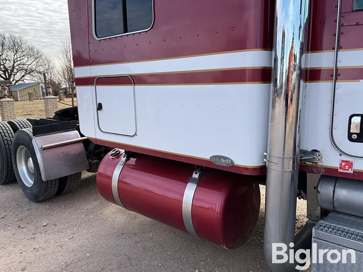 2006-peterbilt-379-image-13