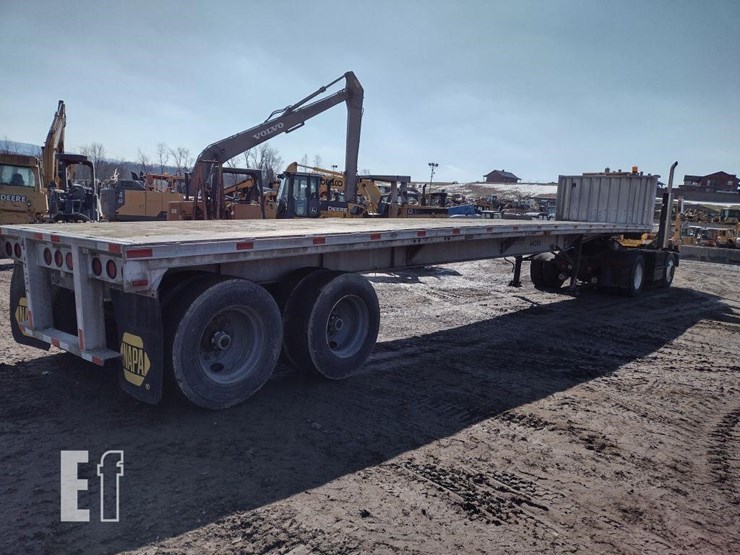 93-ravens-trailer^title^-image-13