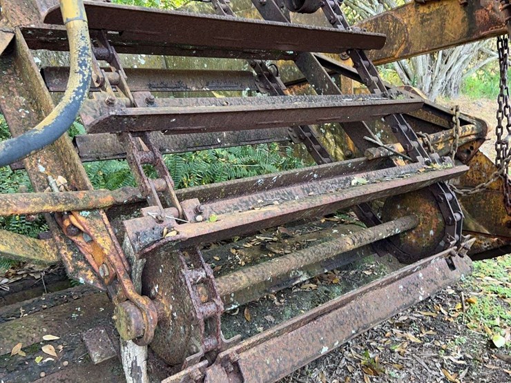 john-deere-840-image-56