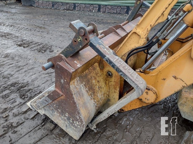 2002-case-580sl-image-21