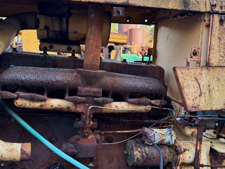 oliver-forklift-image-15