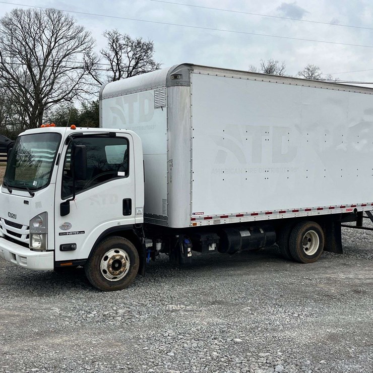 2019 ISUZU NPR