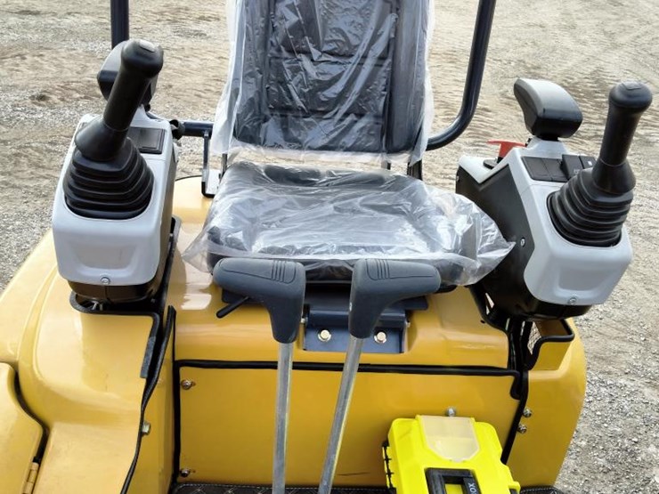 #50-•-mini-excavator---yanmar-diesel-(sdle20)-image-6