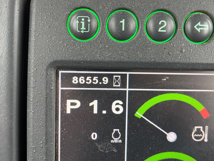 2015-deere-750k-lgp-image-26