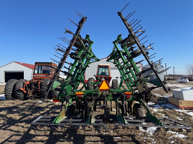#1038-•-john-deer-980-field-cultivator-image-4