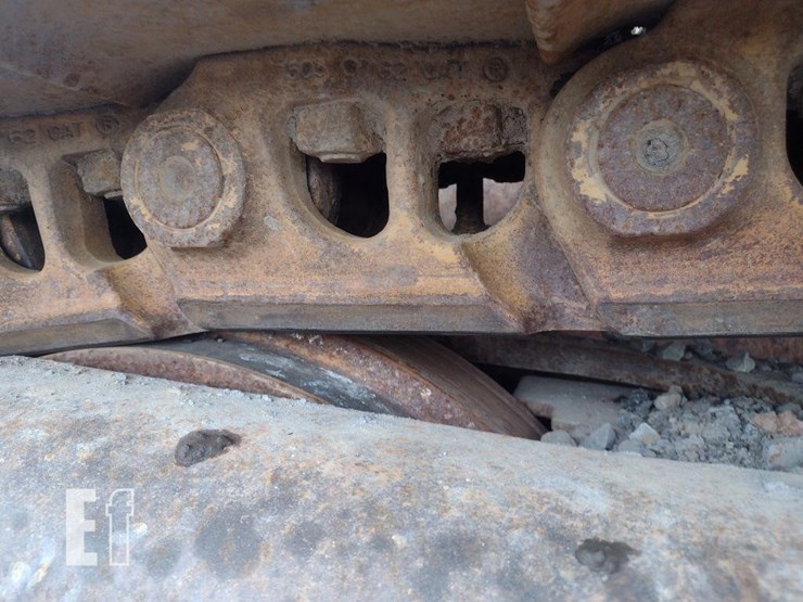 caterpillar-d7e-image-28