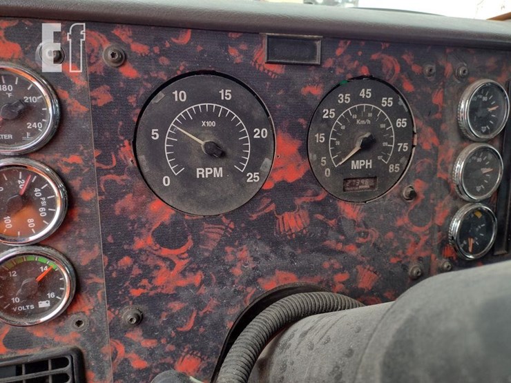 2000-international-9900-image-10