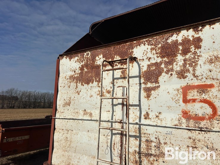 dorhman-silage/forage-wagon-image-12