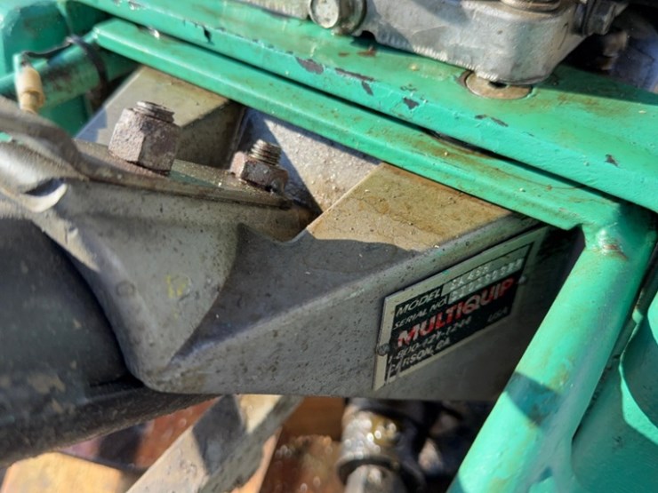 whiteman-ba48h-4'-power-trowel-with-honda-motor-s.n#-c10130322-image-8