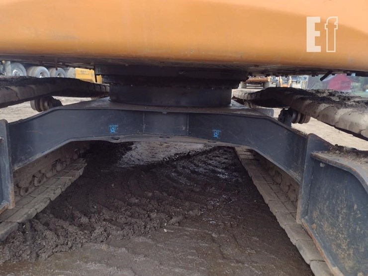 2022-case-cx145d-msr-image-45