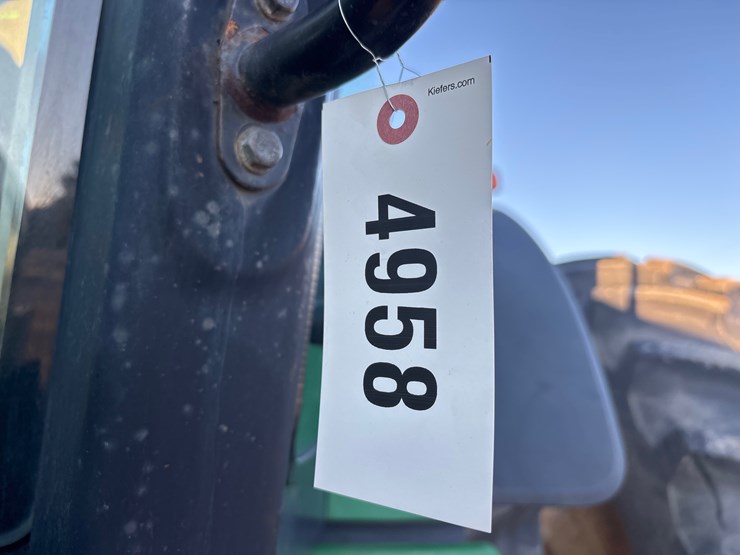 john-deere-8320-image-19