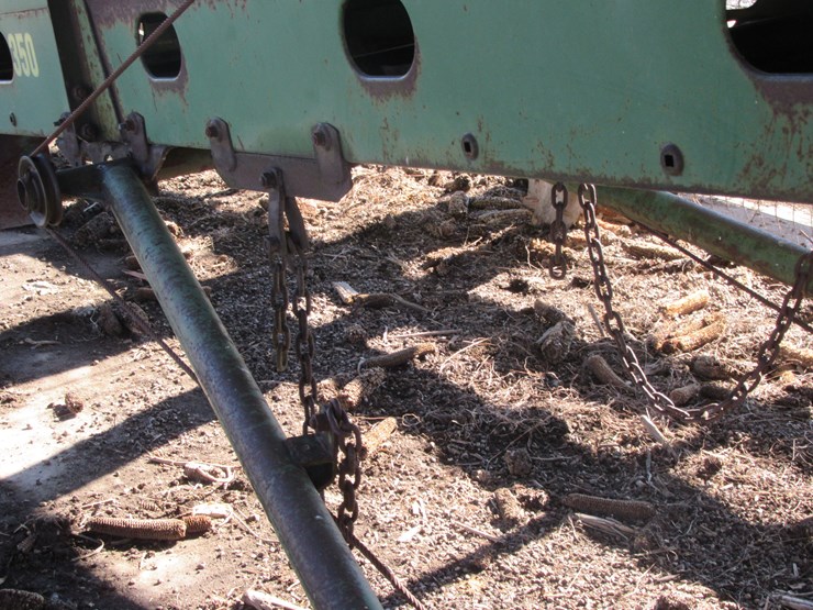 john-deere-350-image-11