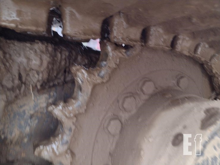 2014-hitachi-zx35u-image-29