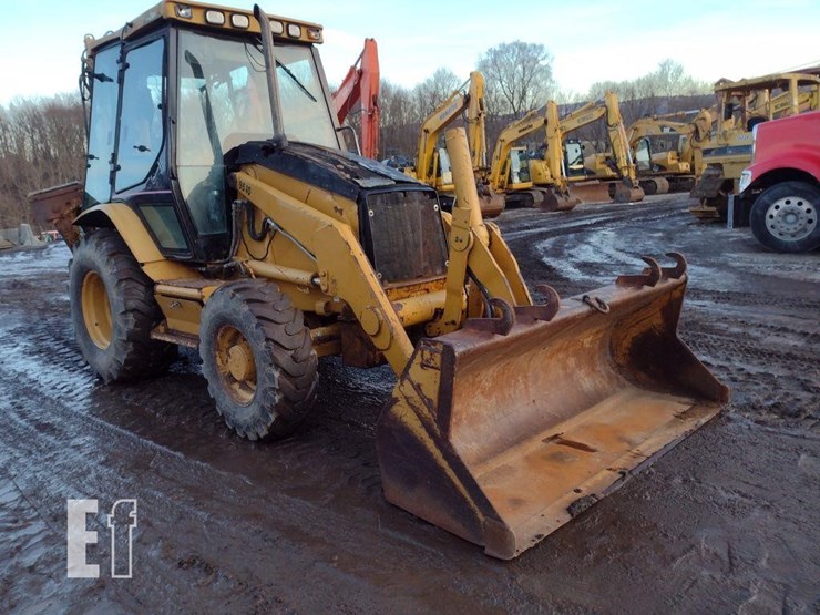 2005-caterpillar-420d-image-37