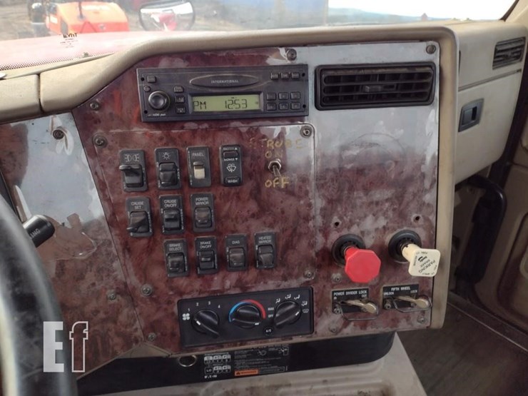 2006-international-paystar-5900-image-11