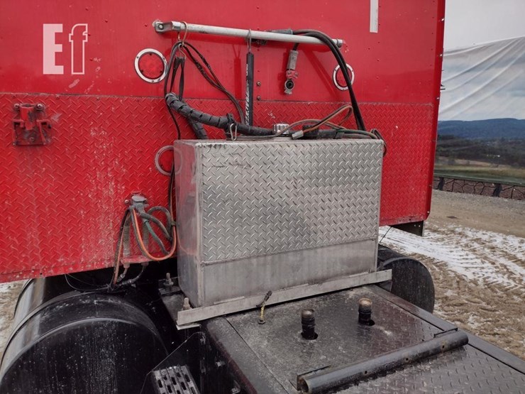 2000-international-9900-image-35