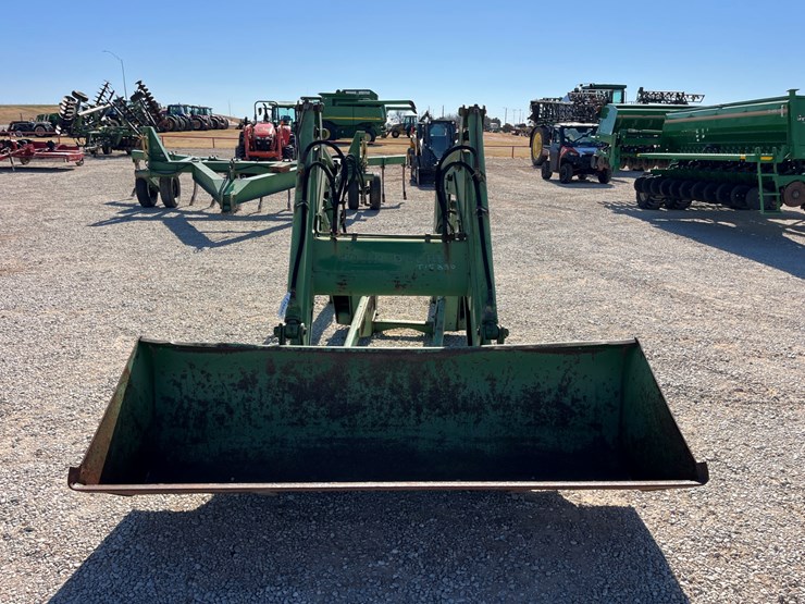 1991-john-deere-265-image-3