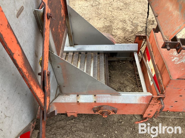 swenson-dry-spreader-box-image-12