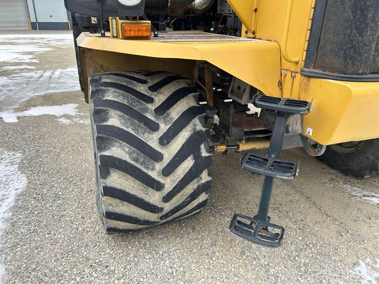 2012-ag-chem-tg8400-image-8