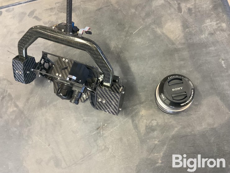 asctec-falcon-8-drone-(octohopter)-image-10