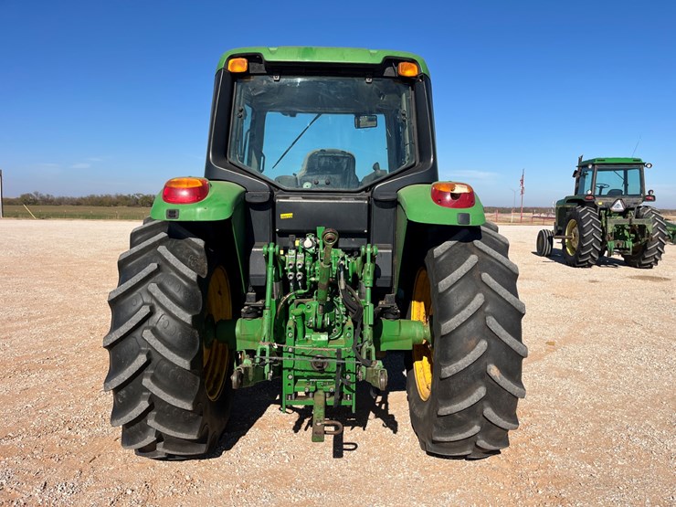 2010-john-deere-6430-image-12