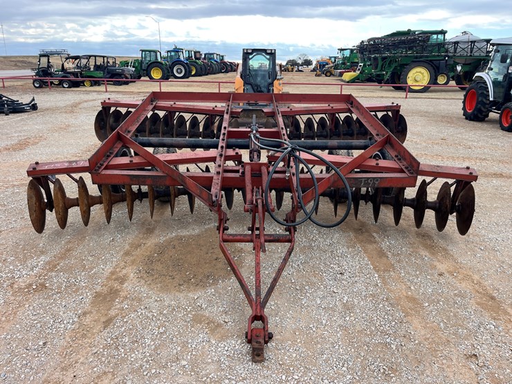 international-470-image-3