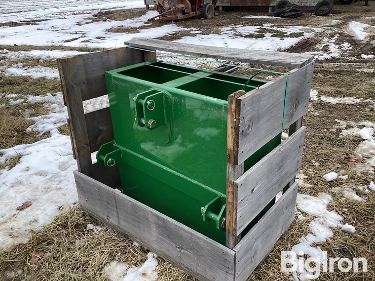 john-deere-bw15852-ballast-box-image-1