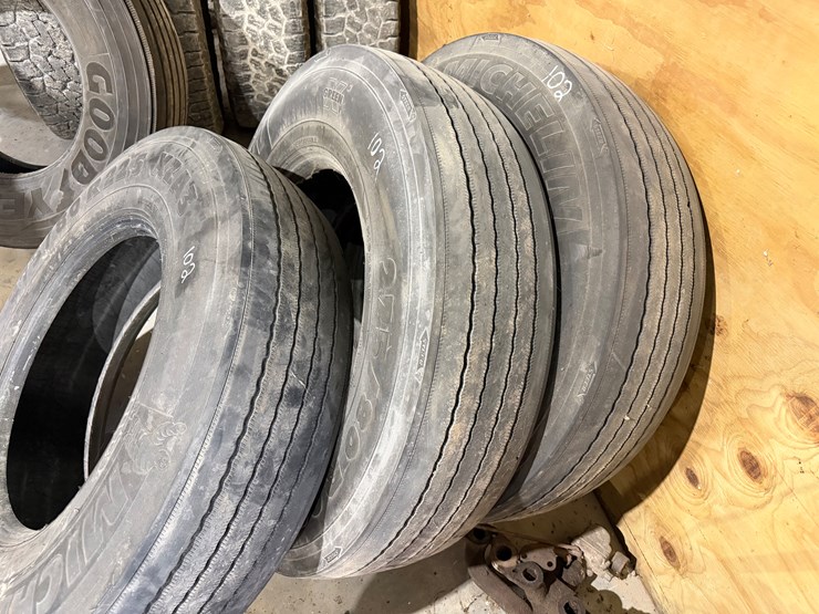 #102-•-semi-tires-275/80-225-image-2