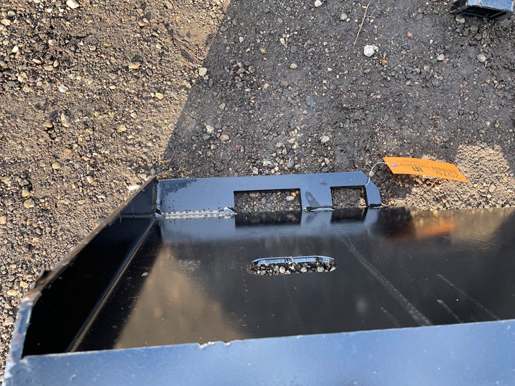 #2079-•-skid-steer-hitch-receiver-image-7