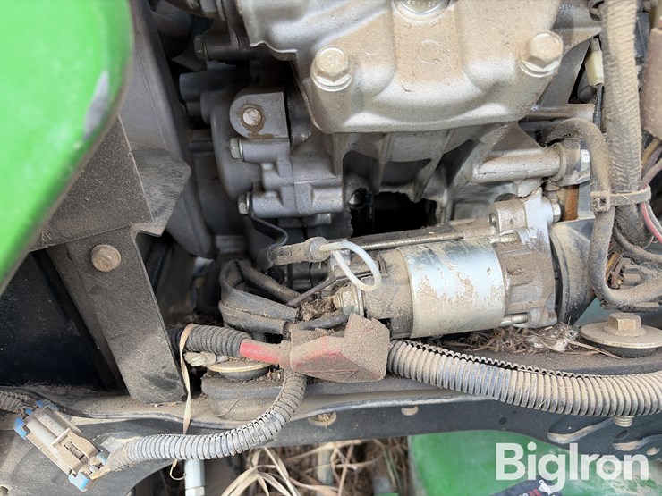 john-deere-x720-image-19