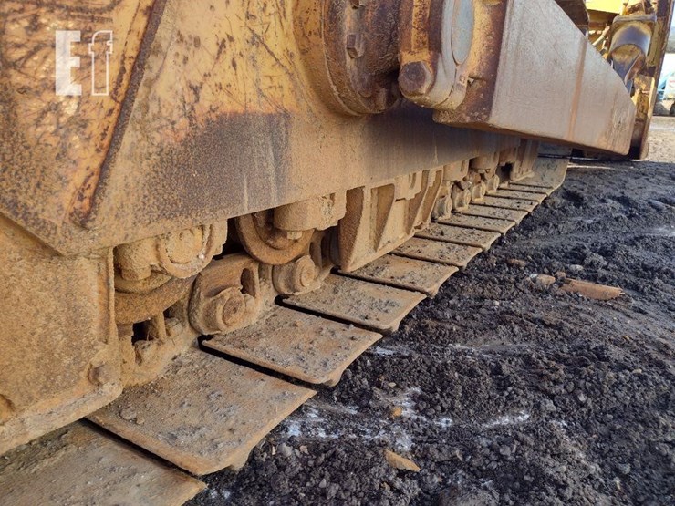 caterpillar-d6h-image-30