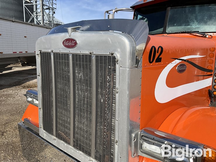 2006-peterbilt-379-image-11