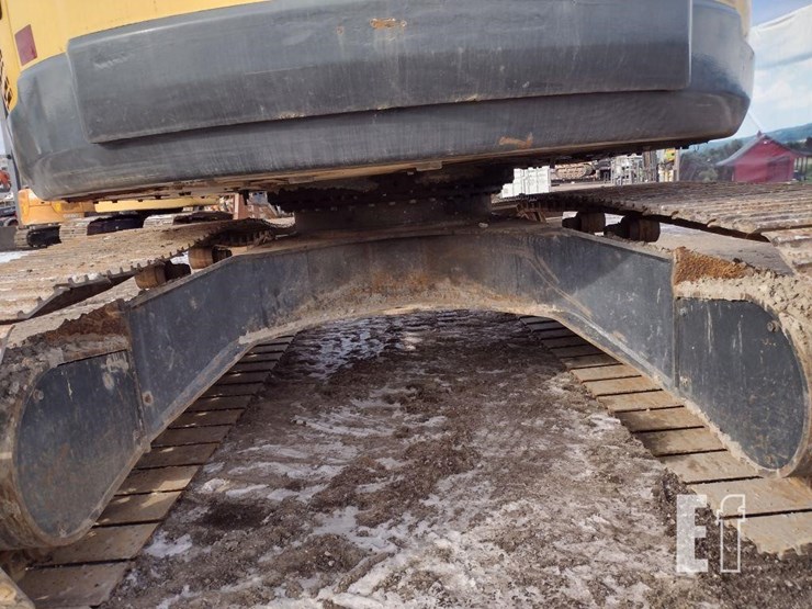 2009-komatsu-pc138us-lc-8-image-45