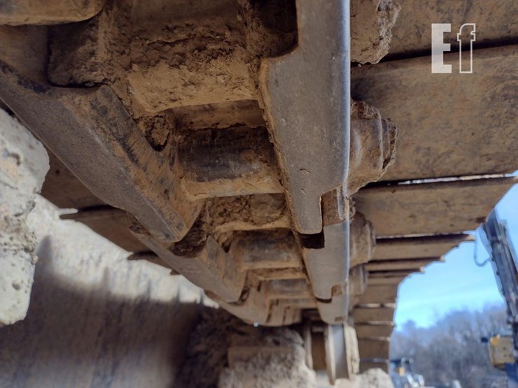 2008-deere-750j-lt-image-27