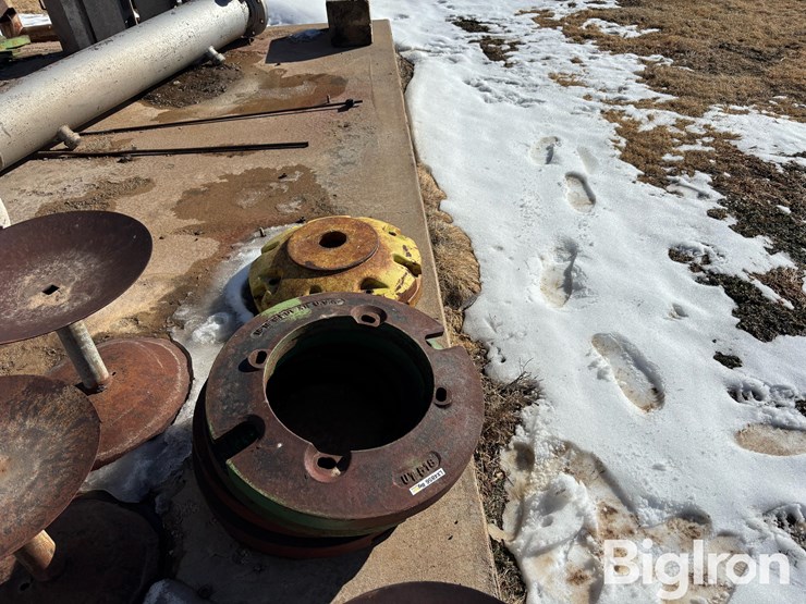 rear-inside-tractor-weights-image-4