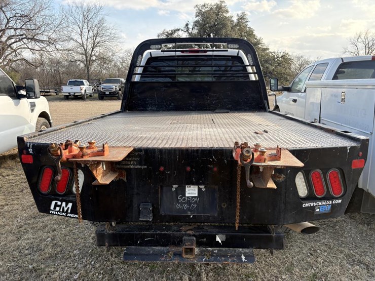 2009-chevrolet-3500-image-5