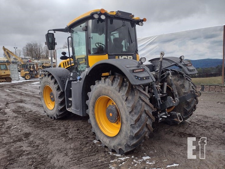 jcb-fastrac-4220-image-35