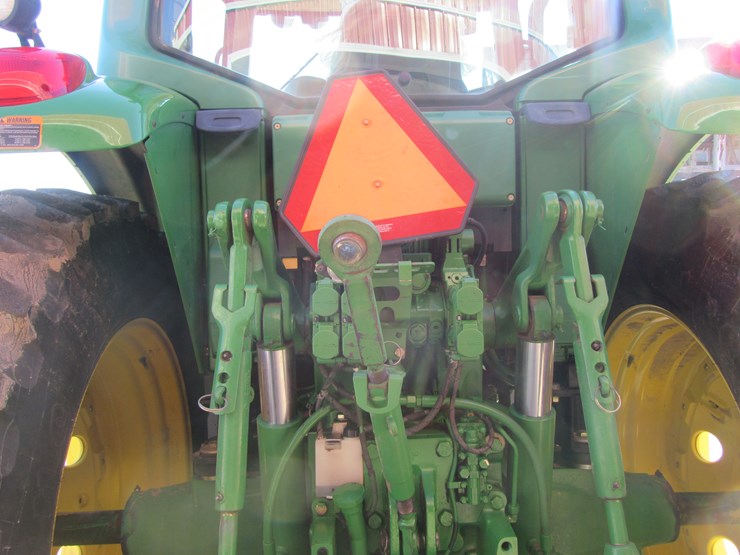 john-deere-7520-image-19