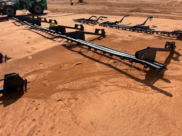 john-deere-2410-image-1