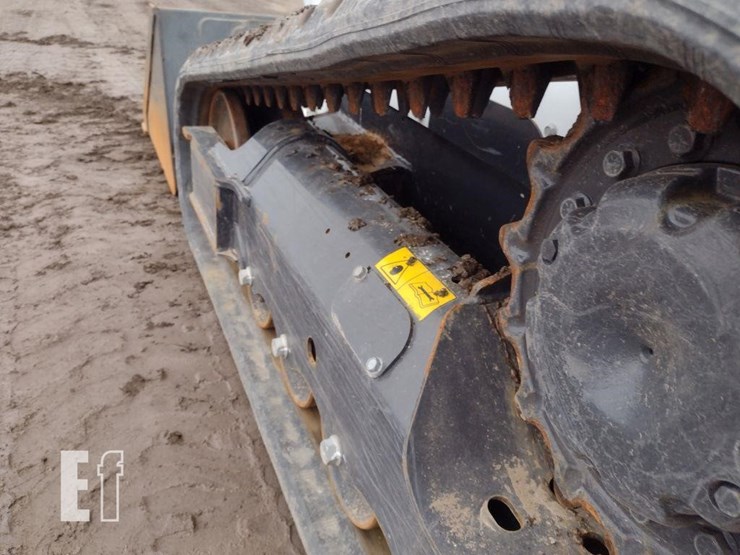 2022-bobcat-t595-image-31