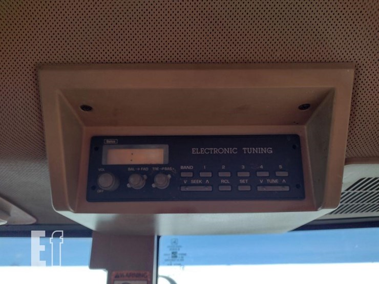 1999-john-deere-7810-image-11