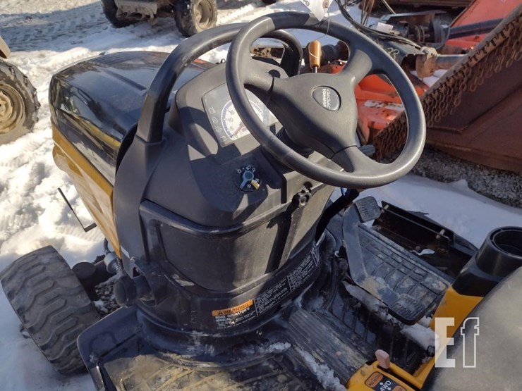 cub-cadet-c2400-tractor-4347-image-11