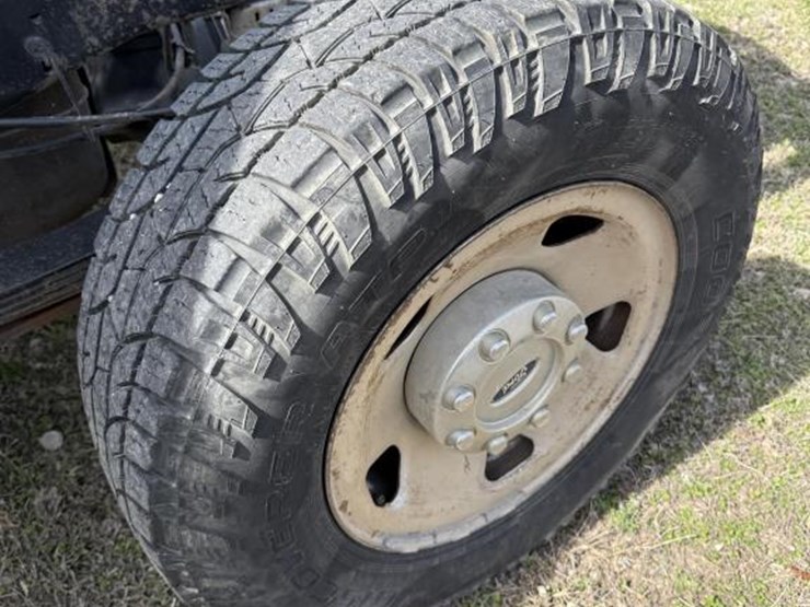 2008-ford-f250-image-9