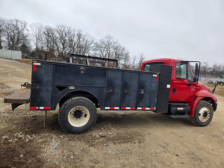 2007-international-durastar-4300-image-16