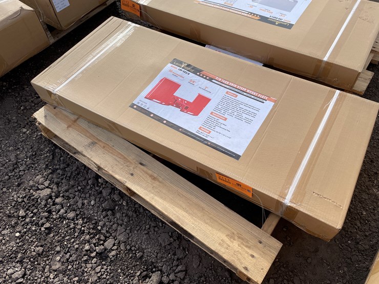 #2111-•-3/8"-land-honor-skid-steer-mount-plate-image-1
