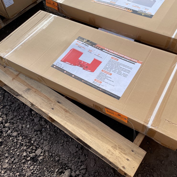 #2111 • 3/8" Land Honor Skid Steer Mount Plate
