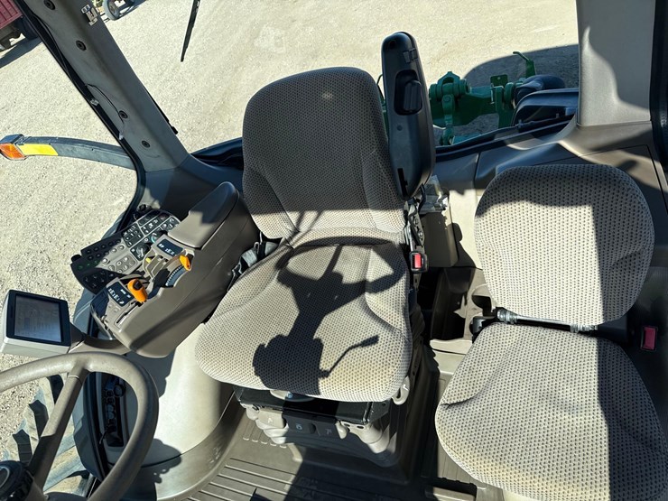 2010-john-deere-8360rt-image-17