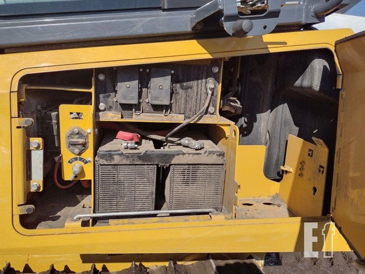 deere-450-lgp-image-41